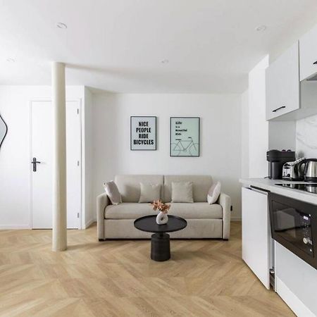 Chapelle/Ordener : Magnifique Appartement 1Br/4P パリ エクステリア 写真