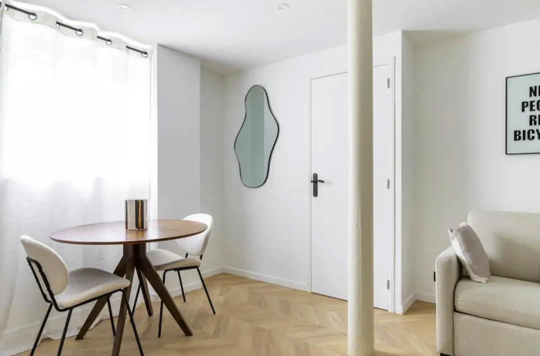 Chapelle/Ordener : Magnifique Appartement 1Br/4P パリ エクステリア 写真